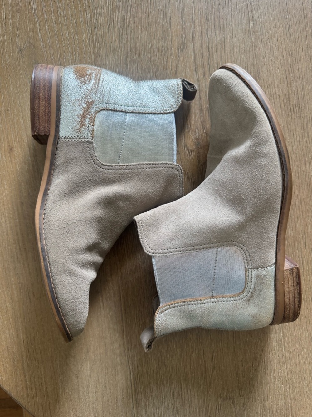 TOMS Ella suede Chelsea ankle boots